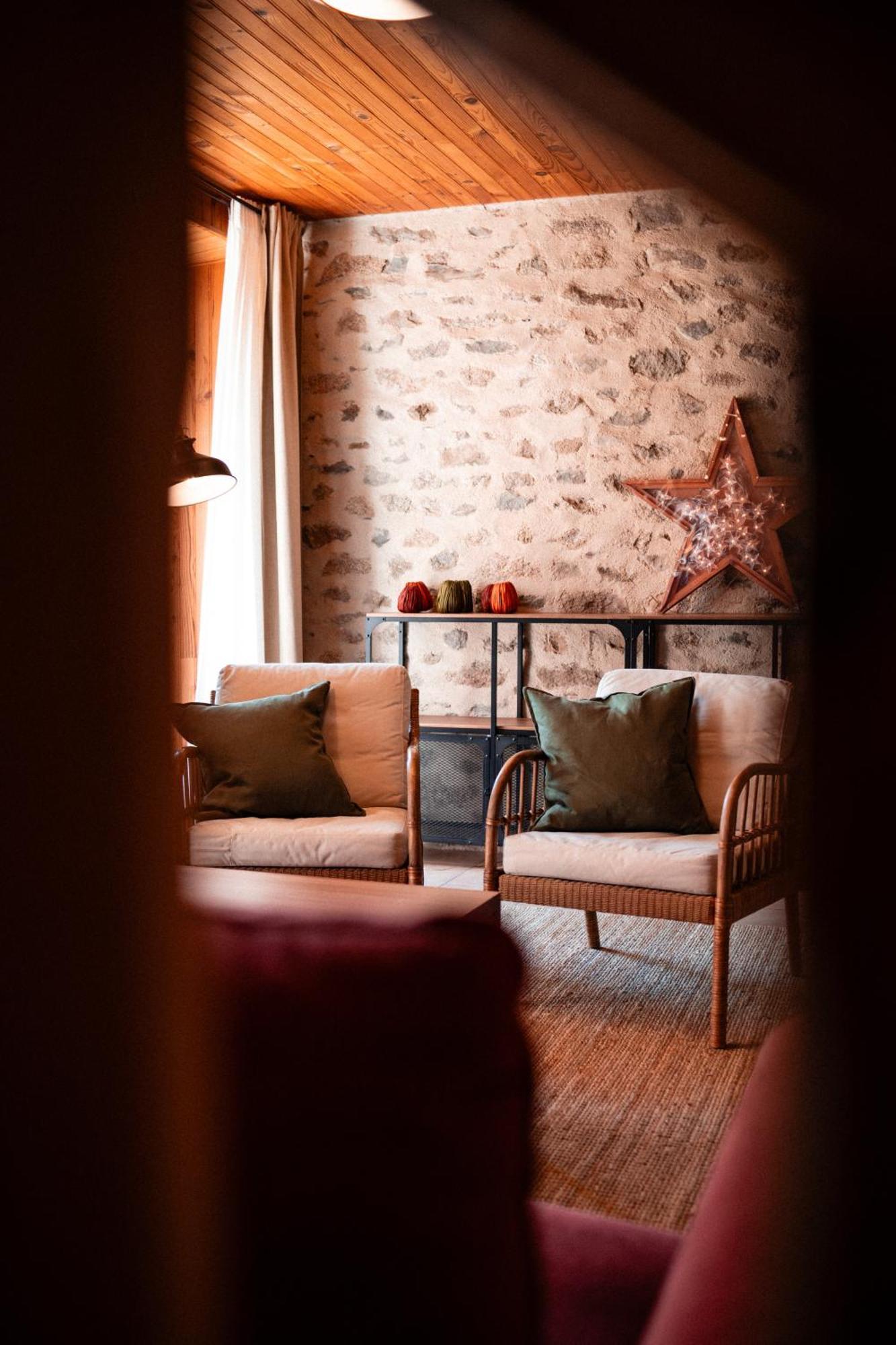 La Grande Maison Rouge Angoustrine ภายนอก รูปภาพ